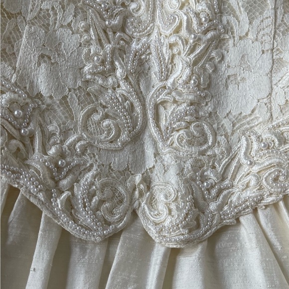 Wedding Dress...Jessica McClintock - Picture 11 of 12